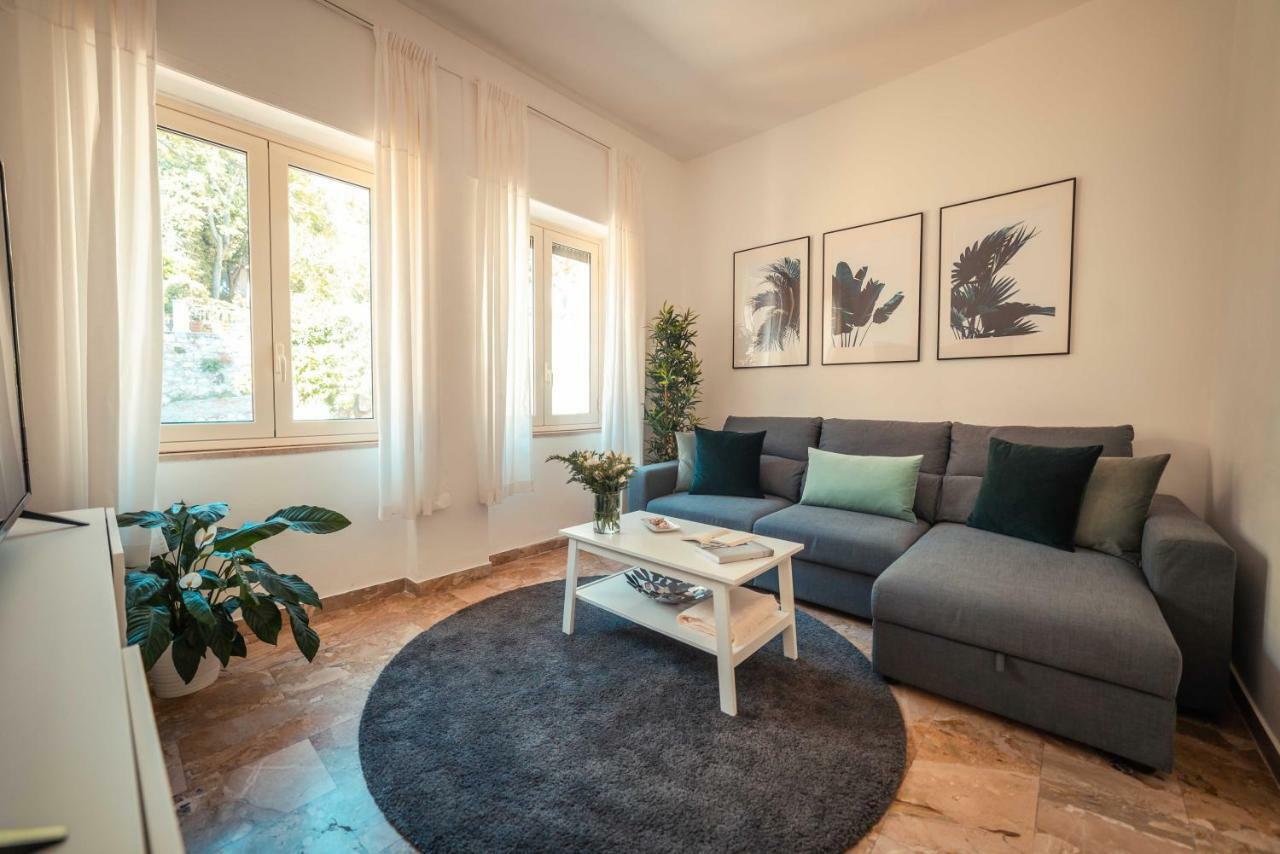 B&B Teatro Greco 39 Таорміна Екстер'єр фото